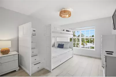 215 81st Street, Holmes Beach, FL 34217 - Photo 31
