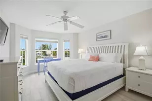 215 81st St, Holmes Beach, FL 34217 - Photo 33