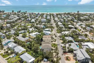 215 81st St, Holmes Beach, FL 34217 - Photo 63