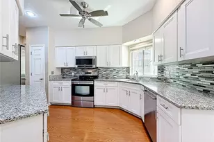 848 Crepe Myrtle Cir, Apopka, FL 32712 - Photo 9