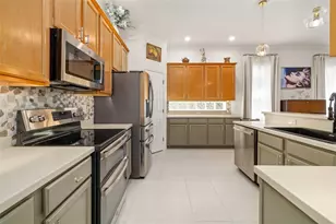 6413 Grand Point Ave, Bradenton, FL 34201 - Photo 15