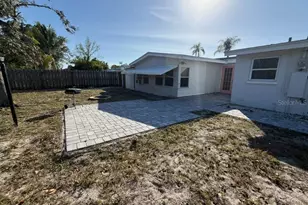 6631 Renssalaer Dr, Bradenton, FL 34207 - Photo 21