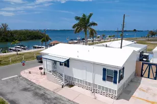 1 4th St, Bradenton, FL 34210 - Photo 9