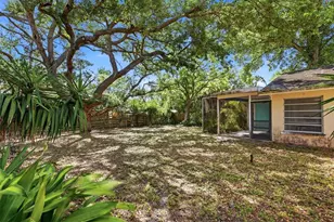 4003 Booth Pl, Sarasota, FL 34231 - Photo 23