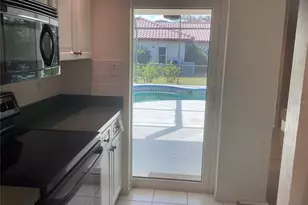 6508 Waterford Cir, Sarasota, FL 34238 - Photo 13