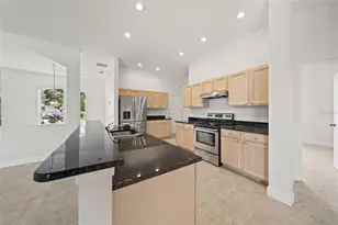 111 41st St NE, Bradenton, FL 34208 - Photo 25