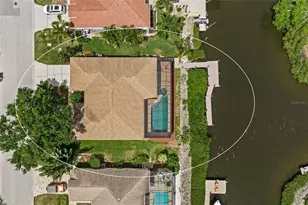 111 41st St NE, Bradenton, FL 34208 - Photo 7