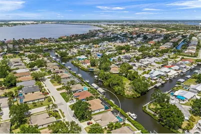 111 41st Street NE, Bradenton, FL 34208 - Photo 3