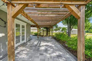 1821 Racimo Dr, Sarasota, FL 34240 - Photo 47