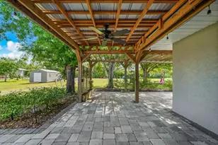 1821 Racimo Dr, Sarasota, FL 34240 - Photo 41