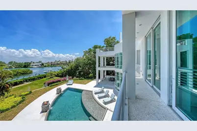 4317 Midnight Pass Road, Sarasota, FL 34242 - Photo 19