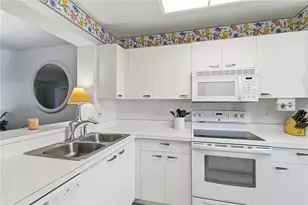 3950 Ironwood Cir, Bradenton, FL 34209 - Photo 3