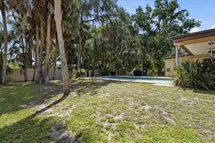 1929 Par Pl, Sarasota, FL 34240 - Photo 31