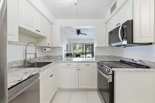 4528 Longwater, Sarasota, FL 34235 - Photo 11