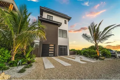 101 7th Street S, Bradenton Beach, FL 34217 - Photo 71