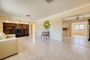 2632 Sunnyside St, Sarasota, FL 34239 - Photo 7