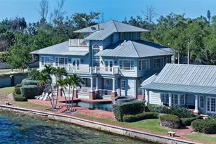 1249 S Basin Ln, Sarasota, FL 34242 - Photo 41