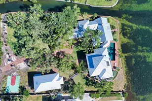 1249 S Basin Ln, Sarasota, FL 34242 - Photo 7