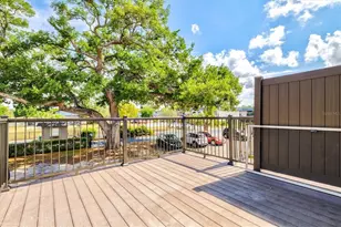 3202 Ramblewood Dr N, Sarasota, FL 34237 - Photo 27