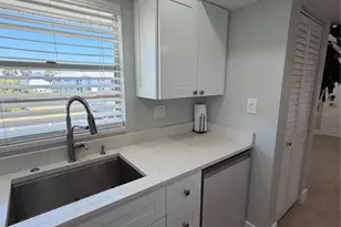 102 46th Ave Terrace W, Bradenton, FL 34207 - Photo 11