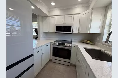 102 46th Avenue Terrace W #403, Bradenton, FL 34207 - Photo 9