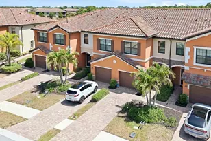 20352 Lagente Cir, Venice, FL 34293 - Photo 3