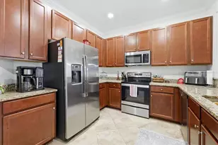 20352 Lagente Cir, Venice, FL 34293 - Photo 9