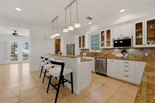 418 Pine Ave, Anna Maria, FL 34216 - Photo 13