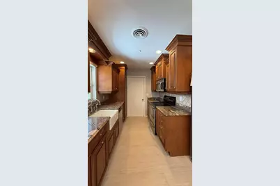 491 S Venice Boulevard, Venice, FL 34293 - Photo 9