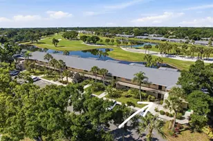 6939 W Country Club Dr N, Sarasota, FL 34243 - Photo 37