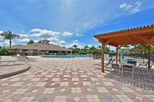 1011 Fairwaycove Ln, Bradenton, FL 34212 - Photo 47