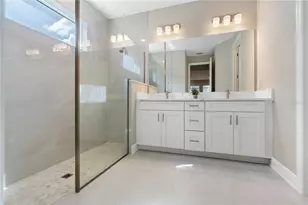 17526 Savory Mist Cir, Bradenton, FL 34211 - Photo 15