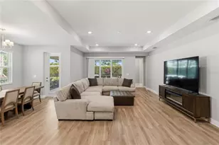 17526 Savory Mist Cir, Bradenton, FL 34211 - Photo 5