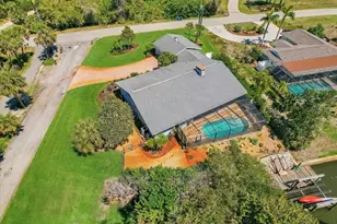 1231 Bayshore Dr, Englewood, FL 34223 - Photo 55