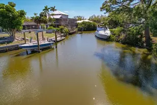 1231 Bayshore Dr, Englewood, FL 34223 - Photo 41