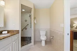 1231 Bayshore Dr, Englewood, FL 34223 - Photo 23