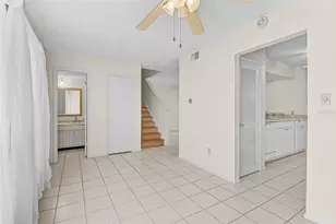 4388 Rayfield Dr, Sarasota, FL 34243 - Photo 5
