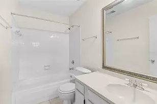 4388 Rayfield Dr, Sarasota, FL 34243 - Photo 19