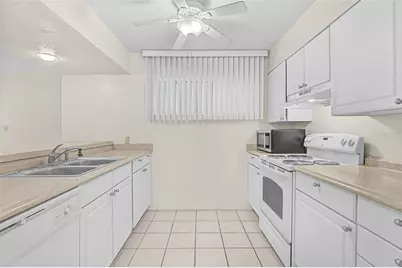 4388 Rayfield Drive #4388, Sarasota, FL 34243 - Photo 9
