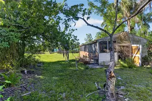 3711 Hidden River Rd, Sarasota, FL 34240 - Photo 25