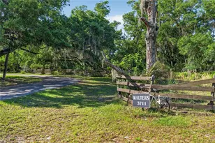 3711 Hidden River Rd, Sarasota, FL 34240 - Photo 11