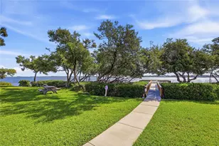 1801 Gulf Dr N, Bradenton Beach, FL 34217 - Photo 33