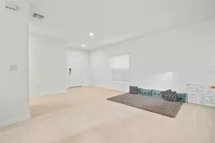 6305 Springmont Loop, Palmetto, FL 34221 - Photo 13