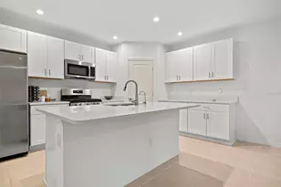 6305 Springmont Loop, Palmetto, FL 34221 - Photo 3