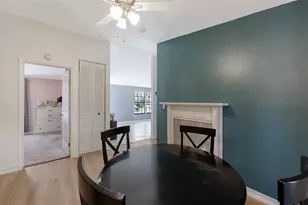 2243 Lockwood Meadows Dr, Sarasota, FL 34234 - Photo 17