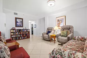 8227 Miramar Way, Lakewood Ranch, FL 34202 - Photo 11