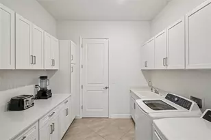 16309 Tradewind Ter, Lakewood Ranch, FL 34211 - Photo 21