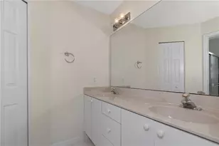1401 Hedgewood Cir, North Port, FL 34288 - Photo 29