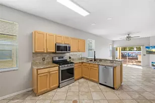 14330 Tree Swallow Way, Lakewood Ranch, FL 34202 - Photo 17