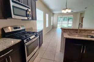 12256 Longview Lake Cir, Bradenton, FL 34211 - Photo 7